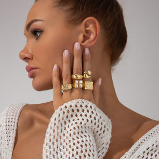 ring：gilded cascade collection