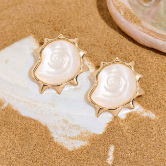 lucky wheel shell earrings – ocean inspired minimalist vintage style