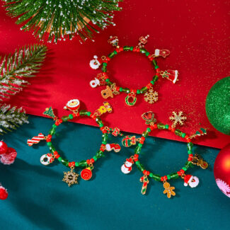 Christmas Charm Beaded Bracelet - anta Reindeer Gingerbread Man