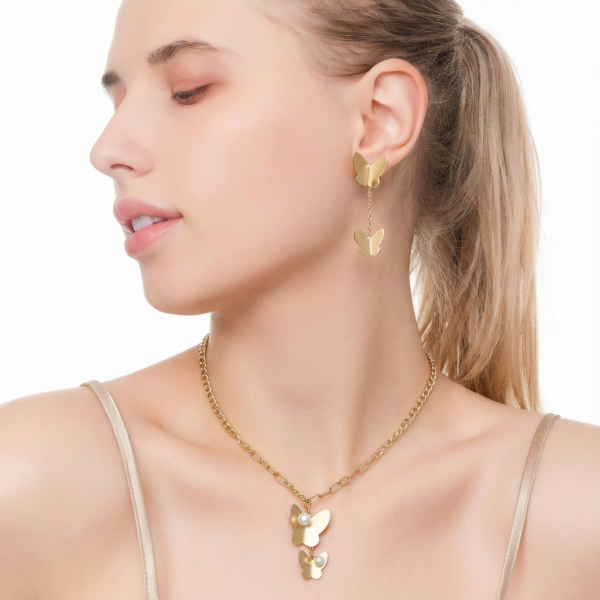 Solisita Matte Gold Butterfly and Pearl Asymmetrical Set Mixed Link Chain Design